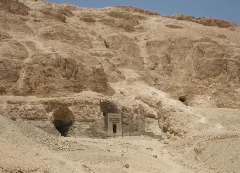 Valley of the Kings Private Tour — Expert Tomb Selection & Egyptologist Guide
